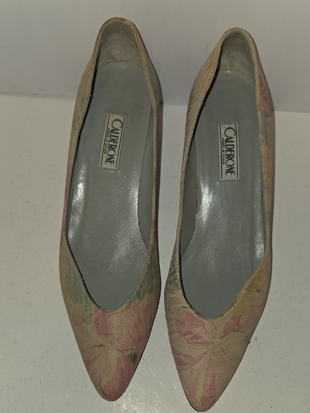 Calderone Spain Floral Heels Size 8 Vintage Fabric Pumps Made in Spain